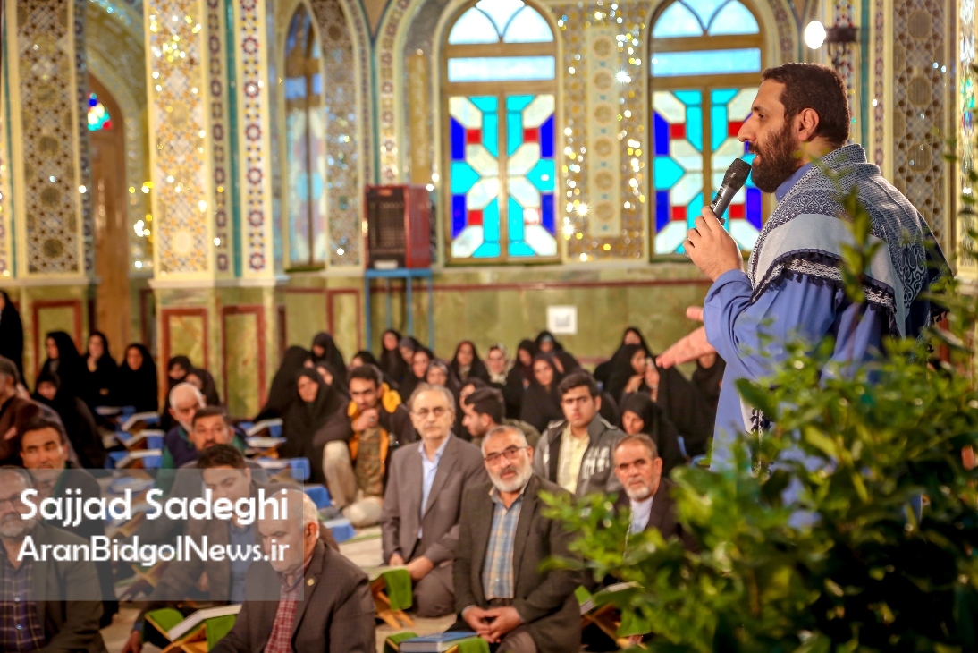 حضور مدیر محترم شبکه قرآن و معارف سیما آقای محمد حسین کشکولی در آیین جزء خوانی امامزاده محمد هلال(ع)